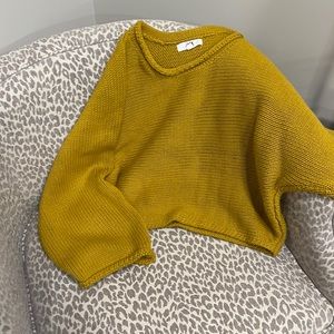 BB Dakota mustard cropped sweater